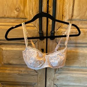 Victoria’s Secret dream angels push-up without padding underwire